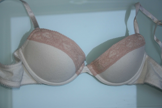 Nudefarbener BH von H&M