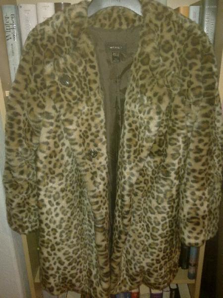 Leo Mantel von Mango