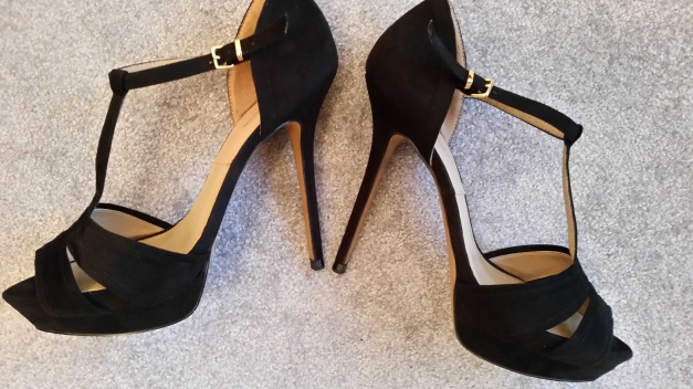  Zara Highheels in schwarz