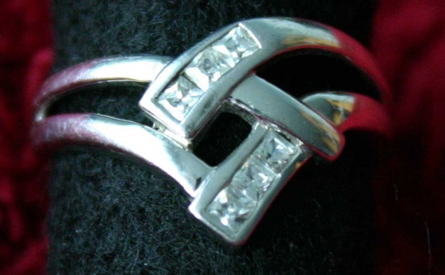 Echt Sterlingsilber Ring mit Strasssteinen