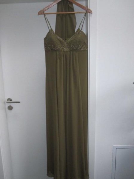 Abendkleid nur ein mal getragen!