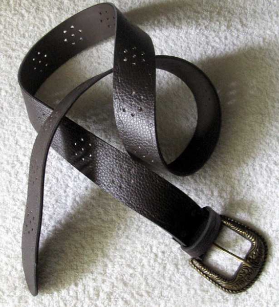 Dunkelbrauner Gürtel