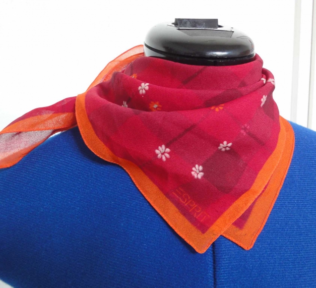 Rotes Esprit Halstuch 