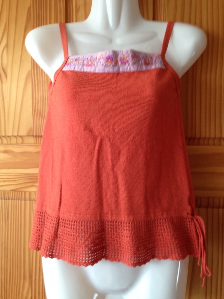 Benetton, Top, Tshirt, Häckelspitze mit Glitzer steinen