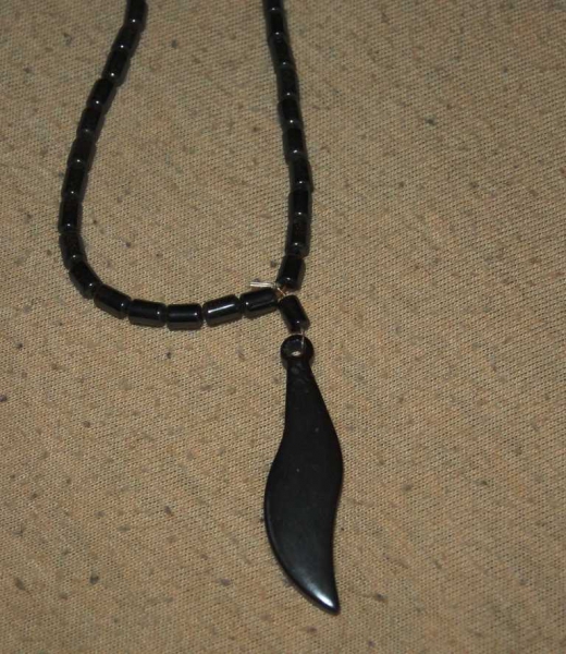 Hämatitketten mit verschiedenen Anhängern