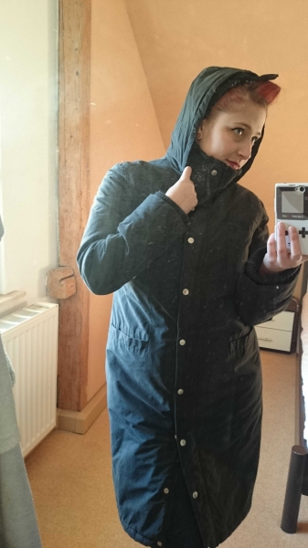 Damen -  Wintermantel in schwarz