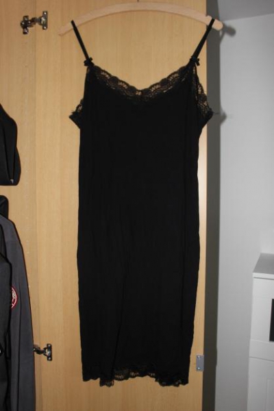 Neues Spitzen Nachthemd