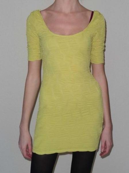 BODYCON Kleid, Trendfarbe Senf!!!!, neu, Gr. XS, Bershka by Zara