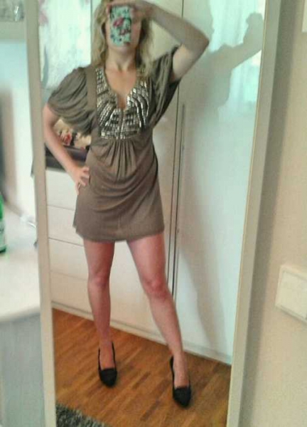 Kleid Fledermausärmel Nieten hochwertig Esprit Collection