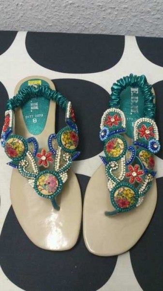 Schicke Sommer Sandaletten, neu !