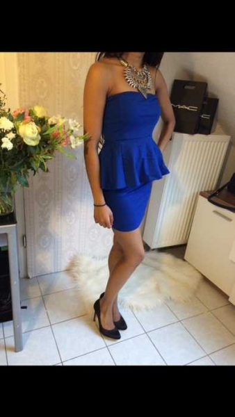 Königsblaues Kleid von Zara