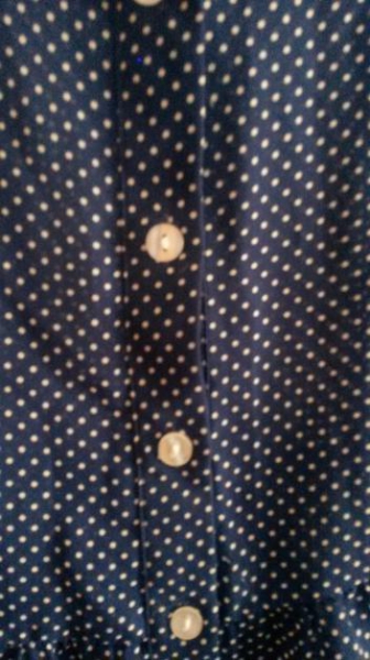 NEu! süße Pünktchenbluse mit weißen Kragen