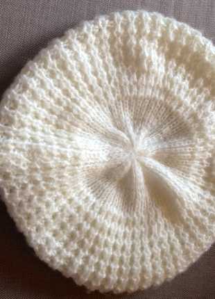 Wollweiße Winter Mütze