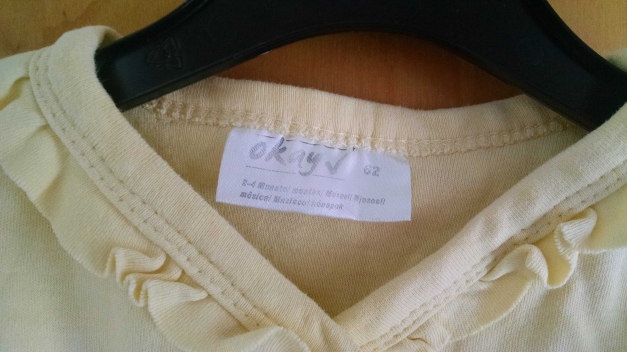 Süßes Wickeljäckchen mit Rüschen Gr. 62