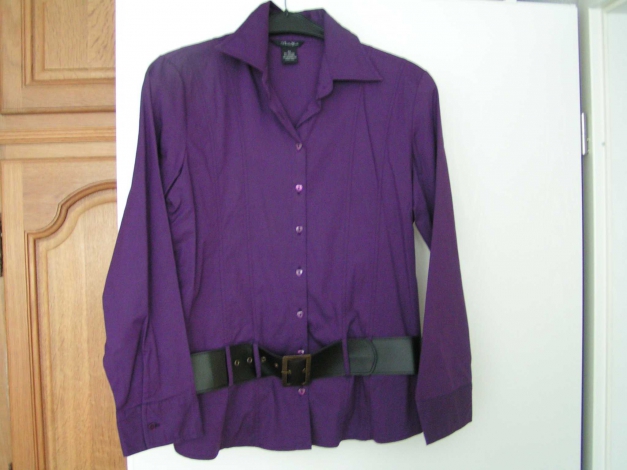 Body Needs Luxus Bluse Lila Gr. 42 mit Gürtel NP49,95€