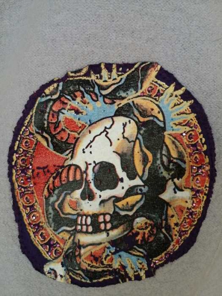 Süsse kurze Jäckchen in farbe hell lila