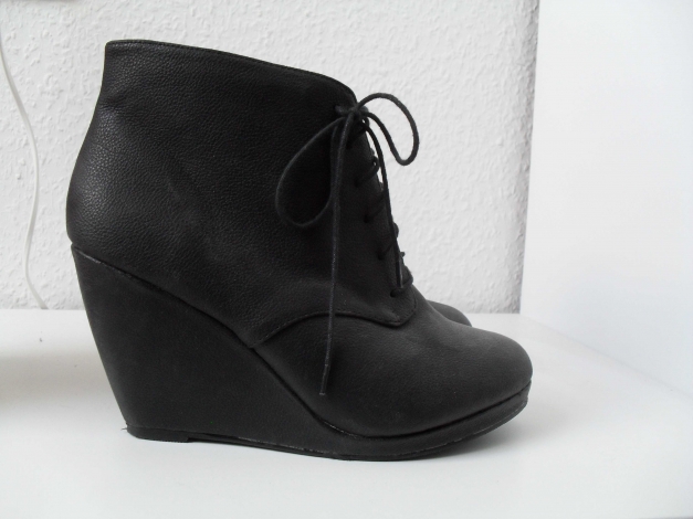 Keilabsatzstiefeletten H&M