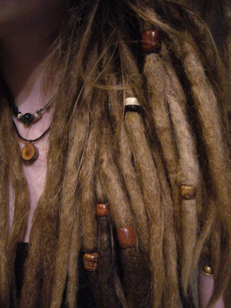 diy dreadperlen aus holz, einzigartig!