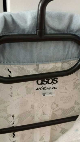 Asos Denim Jeanshemd Blogger Bluse mit Spitze Gr. 34 36 XS S