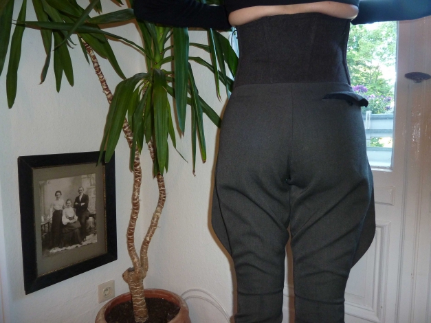 Reiterhose - Breeches - Stiefelhose - Designerhose - Korsage - Burlesque