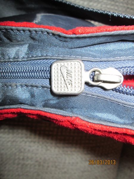 Rot Blaue Nike Tasche