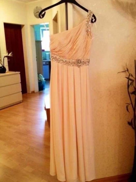 One Shoulder Promdress