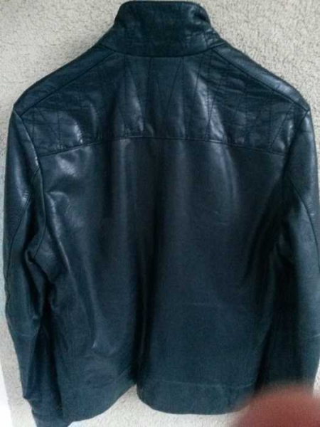 Schwarze Lederjacke (echtes Leder!) Größe S / WE