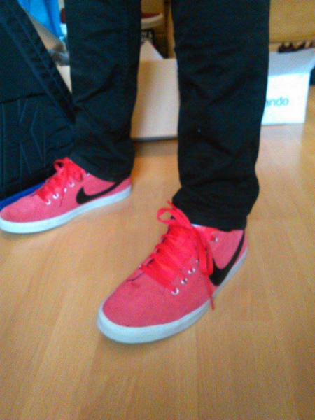 Rote Nike Sneaker NEU