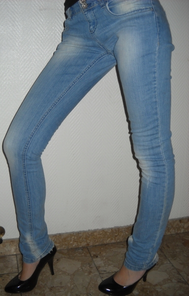 ZARA Jeans Hose blau Used Look Vintage Demin Rules by TRF 34 36 XS S Waschung hüftig Röhrenjeans