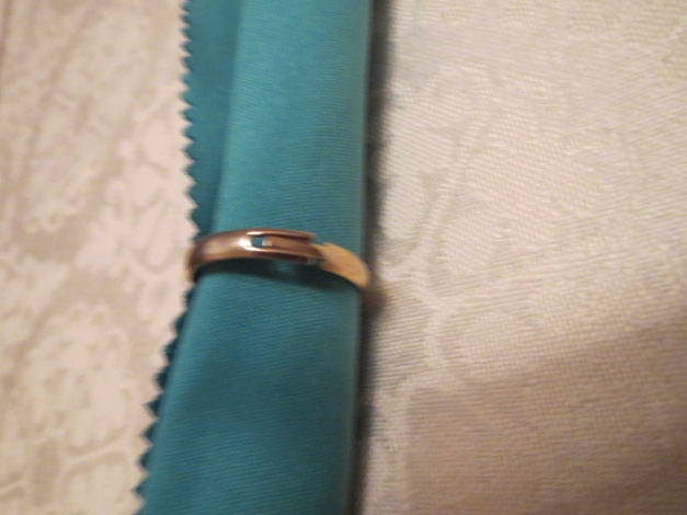 Kette mit Anhänger und Ring, neu