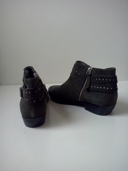 Ankleboots aus Wildleder