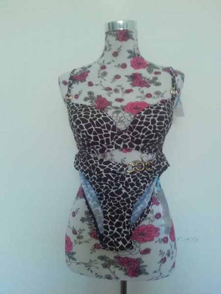 Sonja Kraus Bikini von Hunkemöller Giraffenmuster mit Goldringen XS/75C