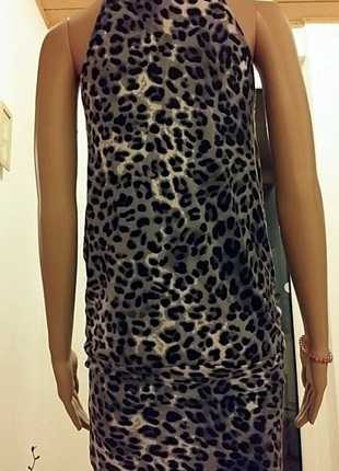 Wunderschöne Tunika /Mini Kleid in Leo look