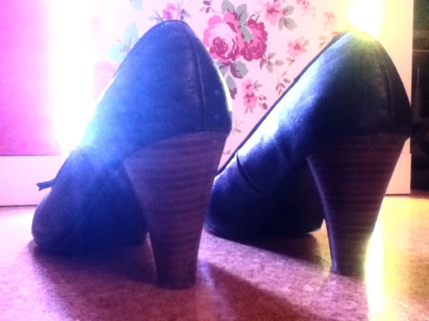süße Schuhe mit Schleife :) 