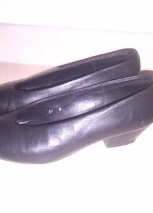 Schwarze Pumps, Vintage Pumps, arche