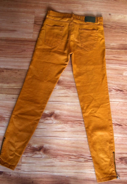 senfgelbe Zara TRF Jeans