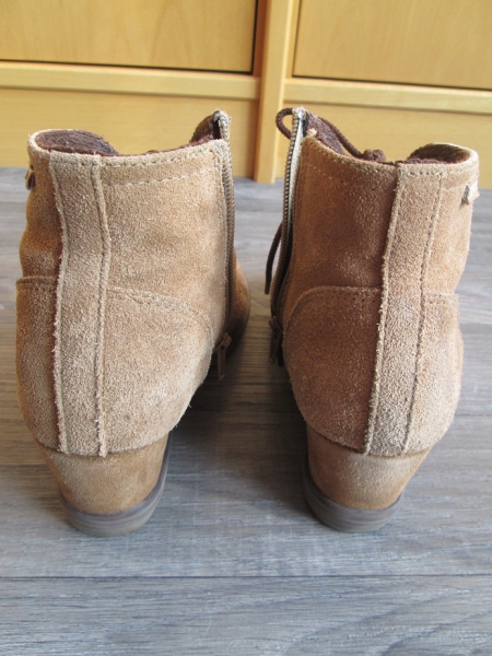 Stiefelette von Esprit in braun