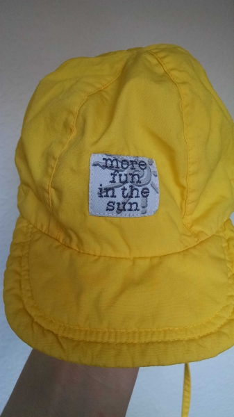 Gelbe Sterntaler Schirmmütze Gr. 41-43 - wenig getragen