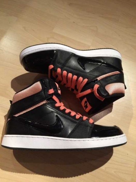 WMNS Nike Backbord high