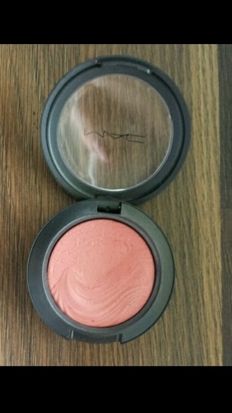 MAC Autoerotique Extra Dimension Blush aus einer LE