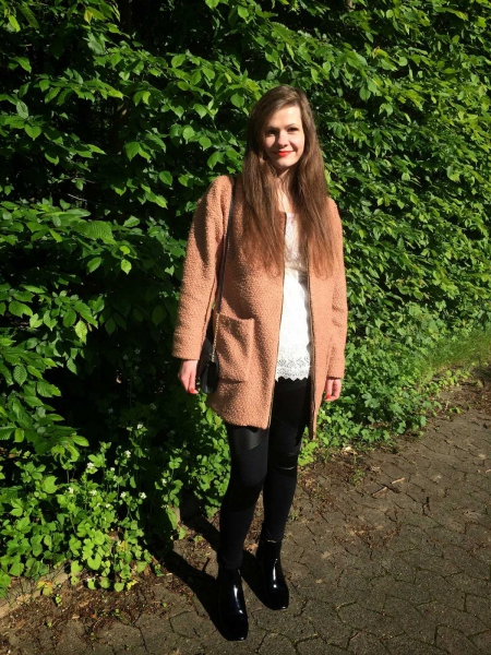 Sheinside Oversize Mantel in Nude