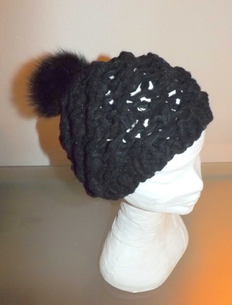 Grobstrick Mütze mit Fellbommel Handgestrickt