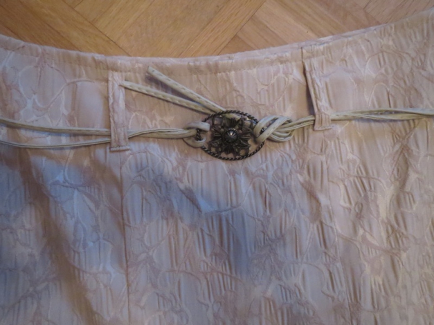 Rock (schick ), beige, sehr schick, neu