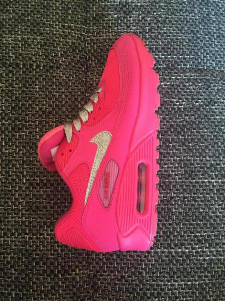 Nike Air Max 90 Hyper Pink Glitzer Sonderedition Kleiderkorb
