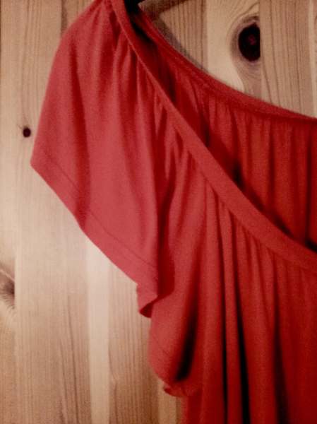 rotes Sommerkleid
