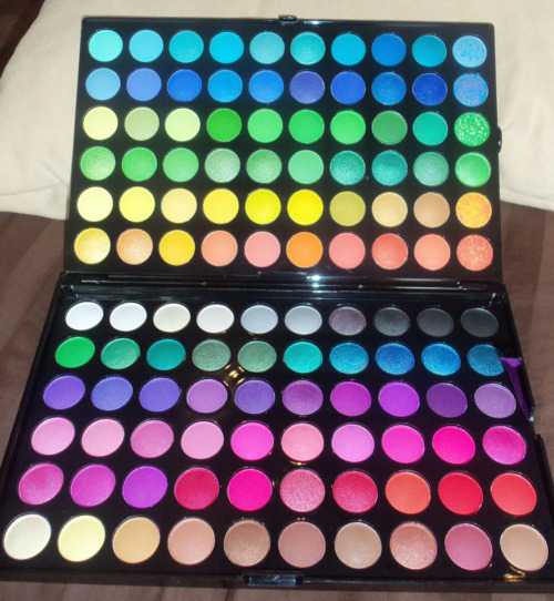 Blogger Bh Cosmetic Palette 1 Farben Schminke Kosmetik Kleiderkorb De