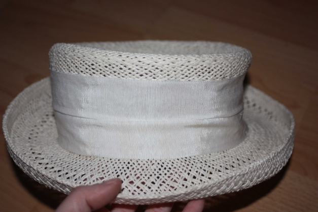 Strohhut weiß mit Schleifenband, Sonnenhut