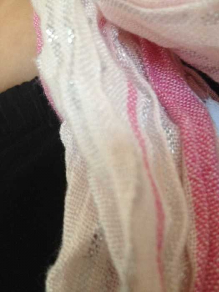 pink glitzerdes Tuch