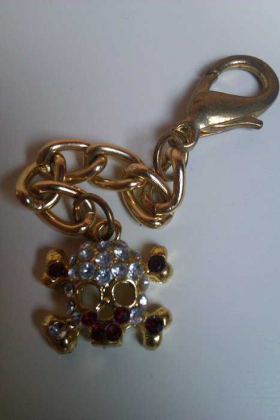 Anhänger (totenkopf)