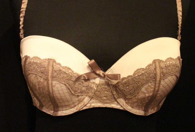 NEU - Stilvoller Strapless BH Hunkemöller Bodique Spitze 75D